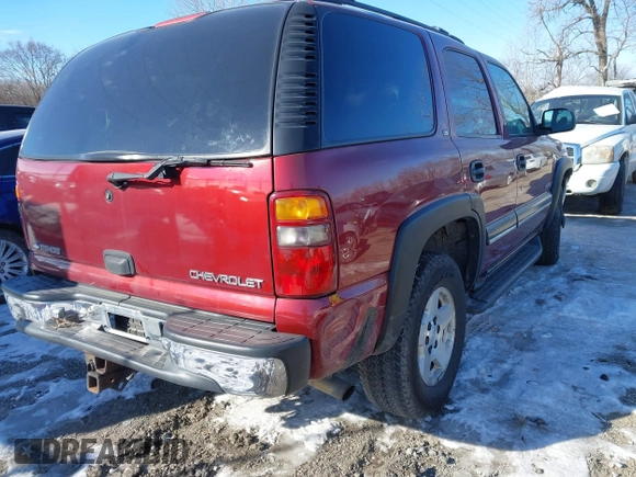 2001 Chevrolet Tahoe LT with VIN 1GNEK13T71J315151, listed as a IAAI auction lot 41340090 with 209,919 mi miles. Bid and sale history available at carsss.com. Image 4.