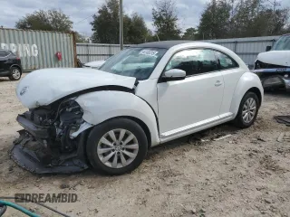 2019 Volkswagen Beetle S with VIN 3VWFD7AT4KM710239, listed as a Copart auction lot 44145315 with 0 mi miles and Salvage Title. Bid and sale history available at carsss.com. Image 1.