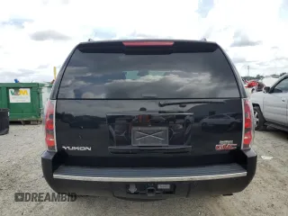 2007 GMC Yukon Denali z VIN 1GKFK63877J243158, wystawiony jako Copart lot #58711035 z przebiegiem 183 537 mil mil oraz Czysty tytuł • Clean title. Historia ofert i sprzedaży dostępna na DreamBid. Obrazek 6.