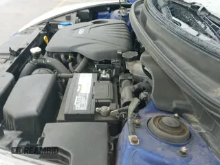 2012 Hyundai Veloster w/Black Int z VIN KMHTC6AD6CU061970, wystawiony jako IAAI lot #43539180 z przebiegiem 108 734 mil mil oraz . Historia ofert i sprzedaży dostępna na DreamBid. Obrazek 13.