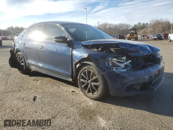 2011 Volkswagen Jetta Sedan SE w/Convenience & Sunroof PZEV with VIN 3VWDZ7AJ2BM080289, listed as a Copart auction lot 50886365 with 230,010 mi miles and Salvage Title. Bid and sale history available at carsss.com. Image 4.