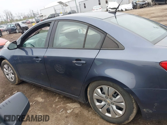 2014 Chevrolet Cruze LS with VIN 1G1PA5SH9E7274901, listed as a IAAI auction lot 42013231 with 95,204 mi miles and . Bid and sale history available at DreamBid. Image 15.