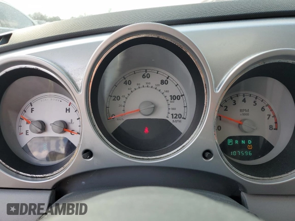 2008 Chrysler PT Cruiser z VIN 3A8FY48BX8T181034, wystawiony jako Copart lot #48466675 z przebiegiem 107 596 mil mil oraz Czysty tytuł • Clean title. Historia ofert i sprzedaży dostępna na DreamBid. Obrazek 9.