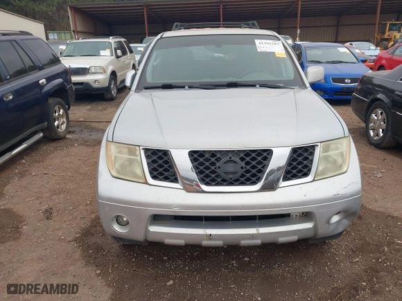 2006 Nissan Pathfinder SE with VIN 5N1AR18UX6C633759, listed as a IAAI auction lot 41392283 with 254,335 mi miles. Bid and sale history available at carsss.com. Image 6.