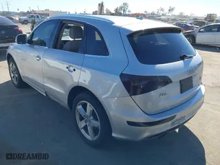 2011 Audi Q5 3.2L Premium Plus with VIN WA1DKAFP9BA068715, listed as a IAAI auction lot 41867985 with 147,207 mi miles. Bid and sale history available at carsss.com. Image 3.