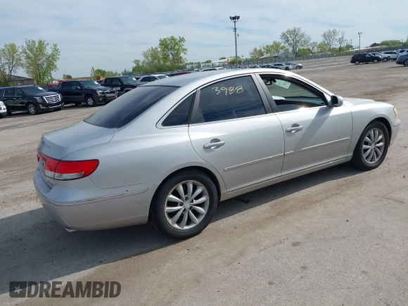 2006 Hyundai Azera SE with VIN KMHFC46F66A088989, listed as a IAAI auction lot 42213988 with 102,532 mi miles and . Bid and sale history available at DreamBid. Image 4.