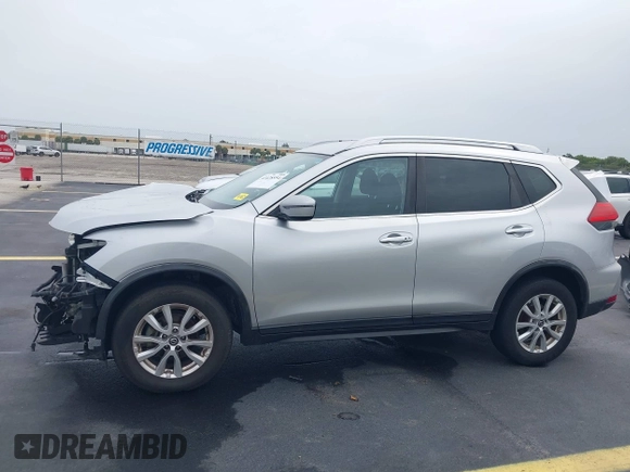 2017 Nissan Rogue SV с VIN KNMAT2MV9HP552905, выставлен на аукционе IAAI как лот 42428554 с пробегом 164 160 миль миль и . История ставок и продаж доступна на DreamBid. Изображение 15.