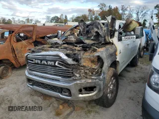 2022 Ram 3500 Laramie with VIN 3C63R3ML9NG141586, listed as a Copart auction lot 76458344 with 0 mi miles and Salvage Title. Bid and sale history available at carsss.com. Image 1.