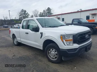 2022 Ford F-150 XL z VIN 1FTEX1CB4NKE64506, wystawiony jako IAAI lot #41408979 z przebiegiem Nie podano mil oraz . Historia ofert i sprzedaży dostępna na DreamBid. Obrazek 1.