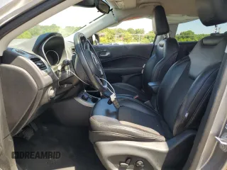 2018 Jeep Compass Latitude с VIN 3C4NJDBB9JT423947, выставлен на аукционе Copart как лот 61504994 с пробегом 84 578 миль миль и Списание • Salvage title. История ставок и продаж доступна на DreamBid. Изображение 7.