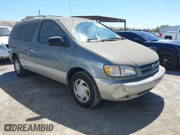 2000 Toyota Sienna LE with VIN 4T3ZF13C2YU293649, listed as a IAAI auction lot 42299543 with 139,504 mi miles and . Bid and sale history available at DreamBid. Image 1.