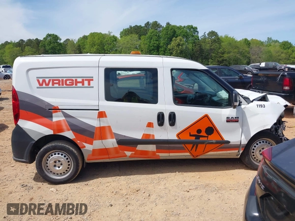 2020 Ram ProMaster City Cargo Tradesman z VIN ZFBHRFAB0L6S47079, wystawiony jako IAAI lot #42057694 z przebiegiem 69 115 mil mil oraz . Historia ofert i sprzedaży dostępna na DreamBid. Obrazek 13.