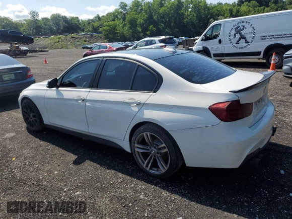 2013 BMW 3 Series 328i xDrive z VIN WBA3B5C52DF596210, wystawiony jako Copart lot #62370955 z przebiegiem 59 106 mil mil oraz Szkoda całkowita • Salvage title. Historia ofert i sprzedaży dostępna na DreamBid. Obrazek 2.