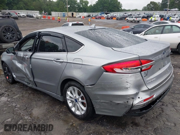 2020 Ford Fusion SE with VIN 3FA6P0HD5LR150418, listed as a IAAI auction lot 42347924 with 87,817 mi miles and . Bid and sale history available at DreamBid. Image 6.