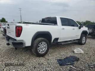 2022 GMC Sierra 3500HD SLT z VIN 1GT49UEY3NF180060, wystawiony jako Copart lot #65376524 z przebiegiem 79 395 mil mil oraz Tytuł czysty. Historia ofert i sprzedaży dostępna na DreamBid. Obrazek 3.