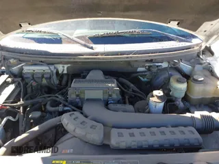 2004 Ford F-150 XLT with VIN 1FTPW14554KB30763, listed as a IAAI auction lot 41691684 with 200,618 mi miles. Bid and sale history available at carsss.com. Image 10.