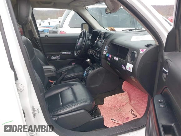 2016 Jeep Patriot High Altitude Edition with VIN 1C4NJRFB3GD753248, listed as a IAAI auction lot 42005423 with 165,229 mi miles. Bid and sale history available at carsss.com. Image 5.
