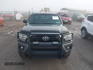 2015 Toyota Tacoma with VIN 3TMLU4EN7FM201302, listed as a IAAI auction lot 41666606 with 200,504 mi miles and . Bid and sale history available at DreamBid. Image 13.