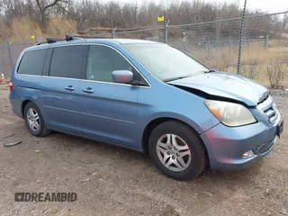 2006 Honda Odyssey EX-L with VIN 5FNRL38736B000599, listed as a IAAI auction lot 41862050 with 225,164 mi miles. Bid and sale history available at carsss.com. Image 1.