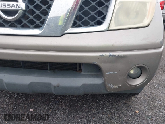 2008 Nissan Frontier SE z VIN 1N6AD07U78C403143, wystawiony jako IAAI lot #42211053 z przebiegiem 369 349 mil mil oraz . Historia ofert i sprzedaży dostępna na DreamBid. Obrazek 17.