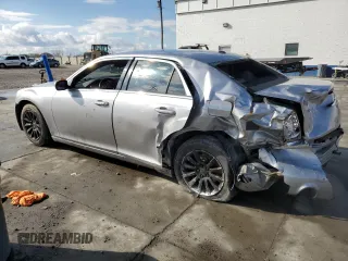 2013 Chrysler 300 z VIN 2C3CCAAG2DH572389, wystawiony jako Copart lot #47327315 z przebiegiem 144 262 mil mil oraz Szkoda całkowita • Salvage title. Historia ofert i sprzedaży dostępna na DreamBid. Obrazek 2.
