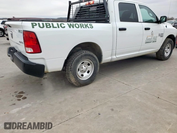 2022 Ram 1500 Tradesman z VIN 3C6RR7KG7NG375443, wystawiony jako Copart lot #45887735 z przebiegiem 2 301 mil mil oraz Szkoda całkowita • Salvage title. Historia ofert i sprzedaży dostępna na DreamBid. Obrazek 3.
