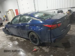 2019 Nissan Altima 2.5 S with VIN 1N4BL4BWXKC204322, listed as a IAAI auction lot 41340724 with 44,573 mi miles. Bid and sale history available at carsss.com. Image 3.