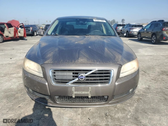 2008 Volvo S80 3.2L with VIN YV1AS982281073430, listed as a Copart auction lot 73391184 with 145,624 mi miles and Salvage Title. Bid and sale history available at carsss.com. Image 5.