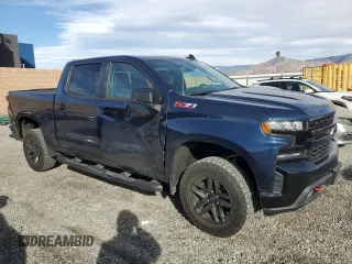 2020 Chevrolet Silverado 1500 LT Trail Boss with VIN 1GCPYFED1LZ306811, listed as a Copart auction lot 42993575 with 107,386 mi miles and Salvage Title. Bid and sale history available at carsss.com. Image 4.