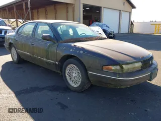 1994 Chrysler LHS z VIN 2C3ED56F1RH191766, wystawiony jako IAAI lot #41376616 z przebiegiem 197 039 mil mil oraz . Historia ofert i sprzedaży dostępna na DreamBid. Obrazek 1.