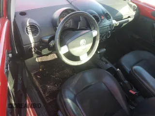 2009 Volkswagen New Beetle Coupe S with VIN 3VWRW31C59M509086, listed as a Copart auction lot 47021815 with 110,248 mi miles and Salvage Title. Bid and sale history available at carsss.com. Image 8.