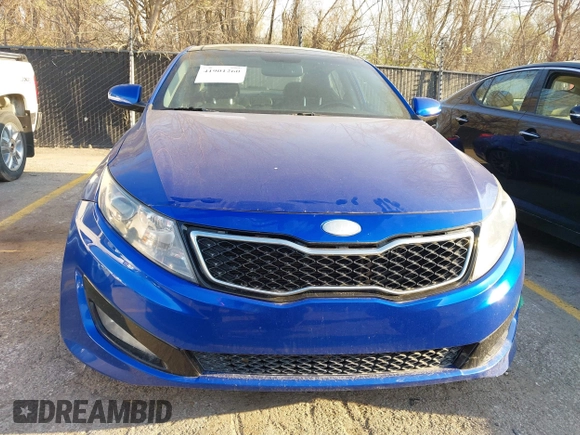 2013 Kia Optima SX with VIN 5XXGR4A67DG211425, listed as a IAAI auction lot 41901260 with 169,777 mi miles. Bid and sale history available at carsss.com. Image 6.