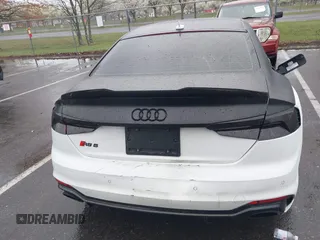 2018 Audi RS 5 z VIN WUAPWAF5XJA905043, wystawiony jako IAAI lot #41978868 z przebiegiem 60 838 mil mil oraz . Historia ofert i sprzedaży dostępna na DreamBid. Obrazek 16.