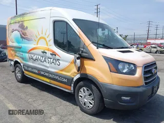 2020 Ford Transit z VIN 1FTYE1C89LKB18309, wystawiony jako IAAI lot #42086954 z przebiegiem 44 937 mil mil oraz . Historia ofert i sprzedaży dostępna na DreamBid. Obrazek 20.