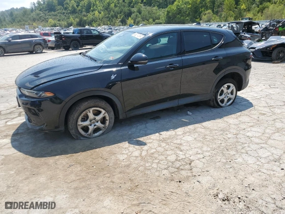 2023 Dodge Hornet GT with VIN ZACNDFAN9P3A08536, listed as a Copart auction lot 65271304 with 24,902 mi miles and Salvage Title. Bid and sale history available at carsss.com. Image 1.