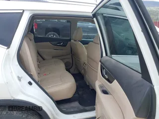 2016 Nissan Rogue SL with VIN 5N1AT2MV6GC844741, listed as a IAAI auction lot 42124853 with 176,617 mi miles and . Bid and sale history available at carsss.com. Image 8.