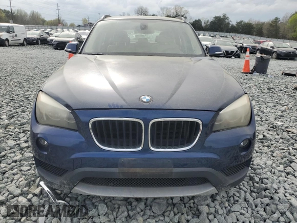2014 BMW X1 xDrive28i with VIN WBAVL1C53EVY10594, listed as a Copart auction lot 51332745 with 163,134 mi miles and Clean Title. Bid and sale history available at carsss.com. Image 5.