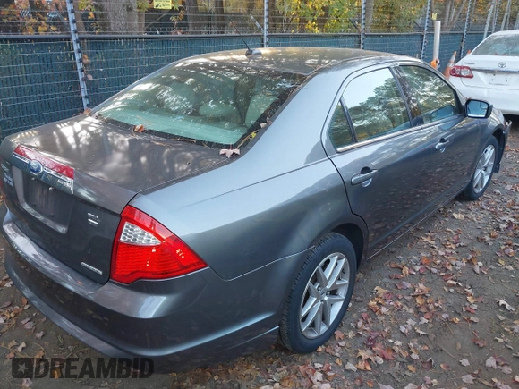2011 Ford Fusion SEL with VIN 3FAHP0CG3BR109214, listed as a IAAI auction lot 40759895 with 160,343 mi miles. Bid and sale history available at carsss.com. Image 4.