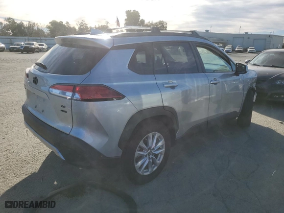 2022 Toyota Corolla Cross LE with VIN 7MUCAABG9NV042753, listed as a Copart auction lot 88469125 with 23,760 mi miles and Salvage Title. Bid and sale history available at carsss.com. Image 3.