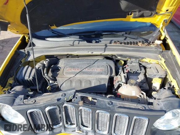 2017 Jeep Renegade Latitude with VIN ZACCJABB0HPF54868, listed as a IAAI auction lot 41417387 with 97,982 mi miles and . Bid and sale history available at DreamBid. Image 10.