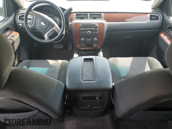 2013 Chevrolet Tahoe LS с VIN 1GNSKAE07DR306462, выставлен на аукционе Copart как лот 55029885 с пробегом 158 173 миль миль и Списание • Salvage title. История ставок и продаж доступна на DreamBid. Изображение 8.