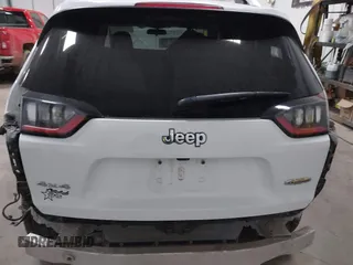 2020 Jeep Cherokee Latitude with VIN 1C4PJMCB5LD543499, listed as a IAAI auction lot 41738021 with 62,309 mi miles. Bid and sale history available at carsss.com. Image 17.