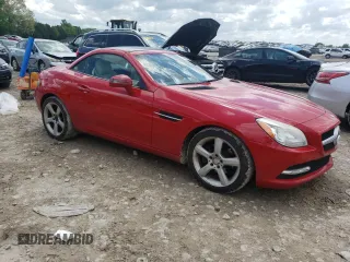 2015 Mercedes-Benz SLK 250 с VIN WDDPK4HA2FF097422, выставлен на аукционе Copart как лот 53867665 с пробегом 106 390 миль миль и Списание • Salvage title. История ставок и продаж доступна на DreamBid. Изображение 4.