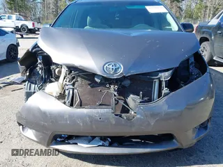 2012 Toyota Sienna with VIN 5TDZK3DC4CS228916, listed as a IAAI auction lot 41936870 with 188,227 mi miles. Bid and sale history available at carsss.com. Image 6.