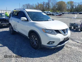 2016 Nissan Rogue SV with VIN KNMAT2MVXGP703040, listed as a IAAI auction lot 41781739 with 88,504 mi miles. Bid and sale history available at carsss.com. Image 1.