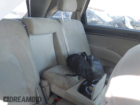 2012 Hyundai Veracruz Limited with VIN KM8NU4CC3CU204405, listed as a IAAI auction lot 41746201 with 171,303 mi miles and . Bid and sale history available at DreamBid. Image 8.