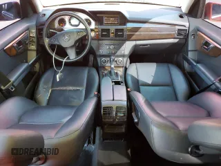 2010 Mercedes-Benz GLK 350 with VIN WDCGG8HB4AF493317, listed as a Copart auction lot 68053004 with 172,435 mi miles and Salvage Title. Bid and sale history available at DreamBid. Image 8.