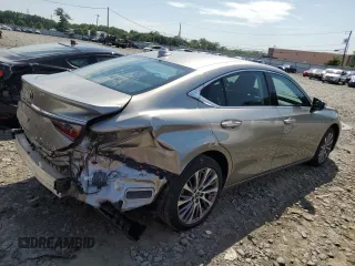 2021 Lexus ES 250 with VIN 58AD11D19MU006499, listed as a Copart auction lot 63091235 with 19,071 mi miles and Salvage title. Bid and sale history available at DreamBid. Image 3.