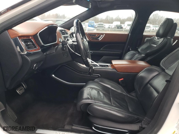 2017 Lincoln Continental Black Label with VIN 1LN6L9BC3H5617027, listed as a Copart auction lot 47207975 with 105,876 mi miles and Salvage Title. Bid and sale history available at carsss.com. Image 7.