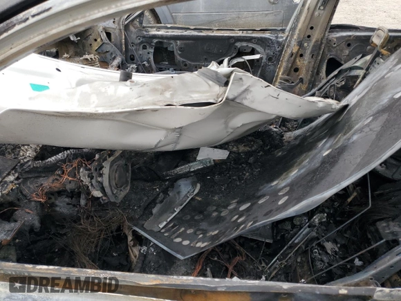 2024 Honda HR-V EX-L z VIN 3CZRZ1H79RM702360, wystawiony jako Copart lot #53691335 z przebiegiem Nie podano mil oraz Nie do naprawy • Non repairable. Historia ofert i sprzedaży dostępna na DreamBid. Obrazek 7.
